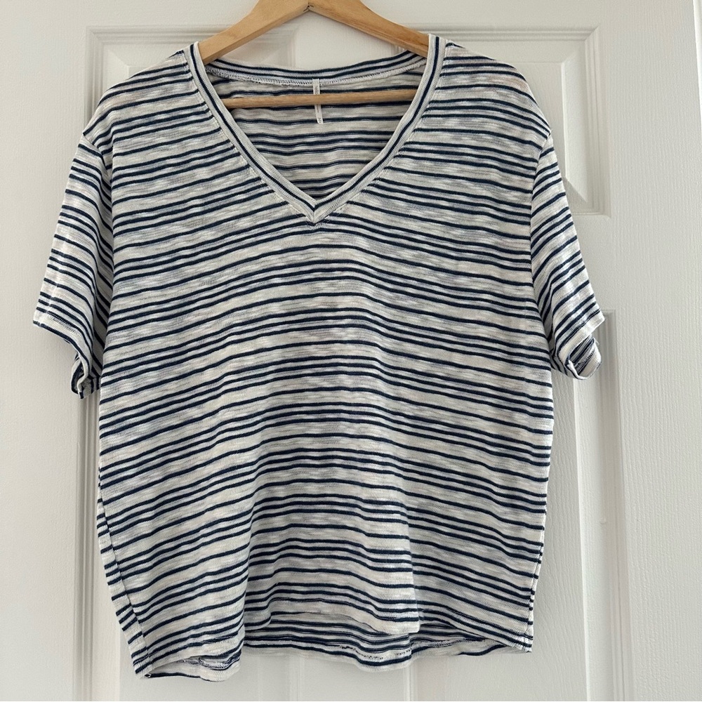 Hello Nite Knit Navy Striped V-Neck Textured Tee